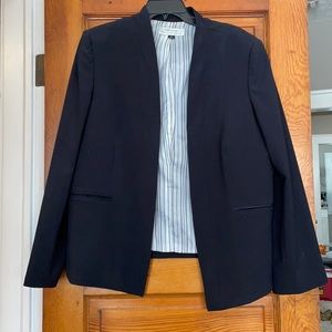 Tahari blazer, 18